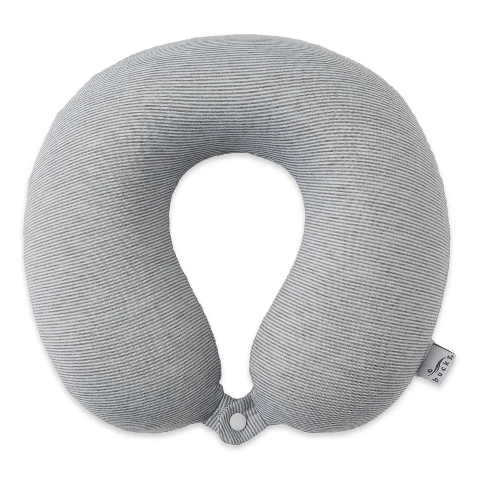 bucky-jersey-stripe-memory-foam-neck-pillow-nackenkissen-aus-memory-foam-ca-28-x image 1