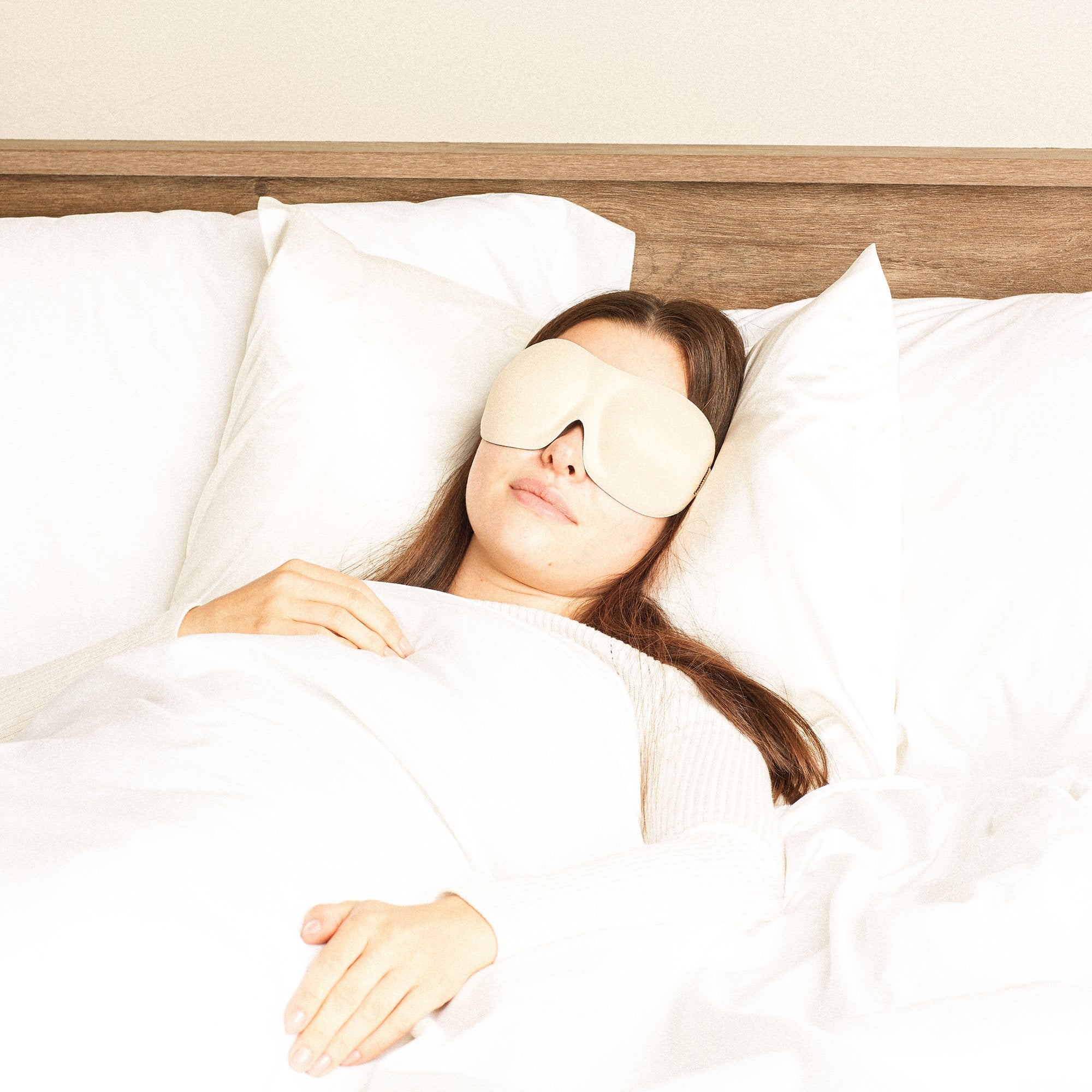 bucky-40-blinks-sleep-mask-konturierte-formschaum-schlafmaske-in-nude-druckfrei- image 2