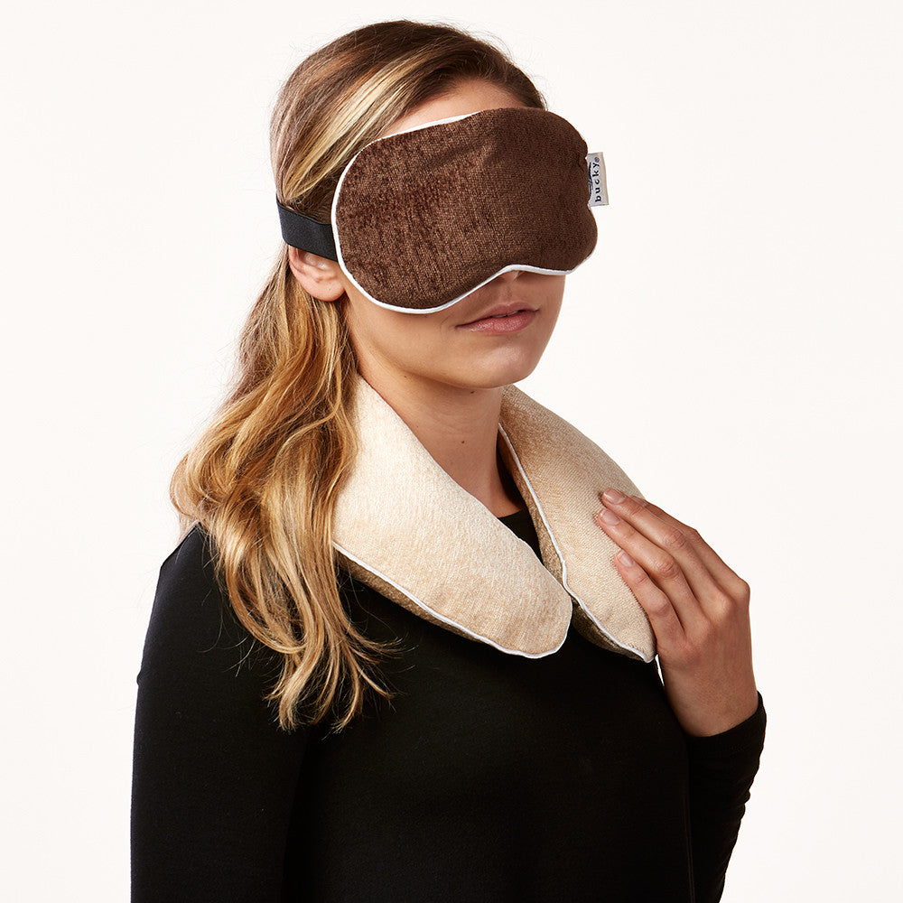 bucky-hot-cold-spa-eye-mask-mocha-mikrowellen-augenmaske-mit-buchweizensamen image 3